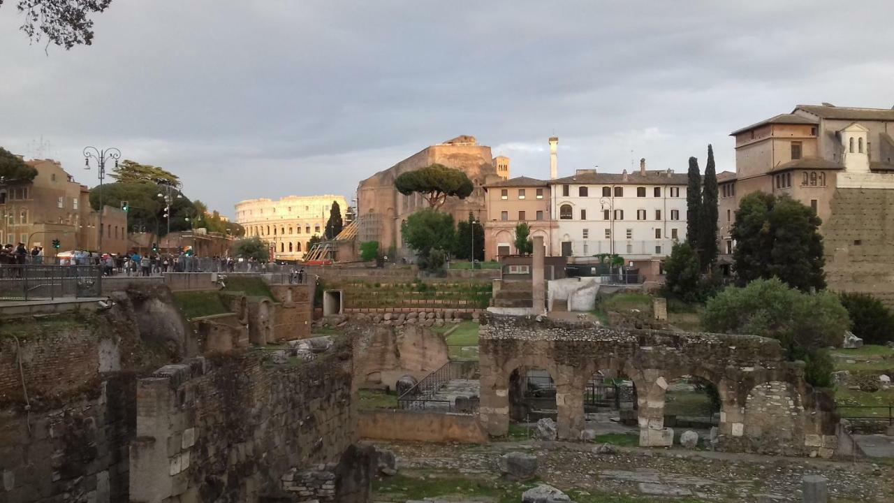 Apartment Accommodation Colosseum Rome Extérieur photo